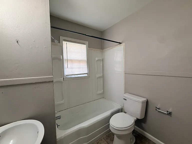 2434 E Harry St #2434 — Photo 2
