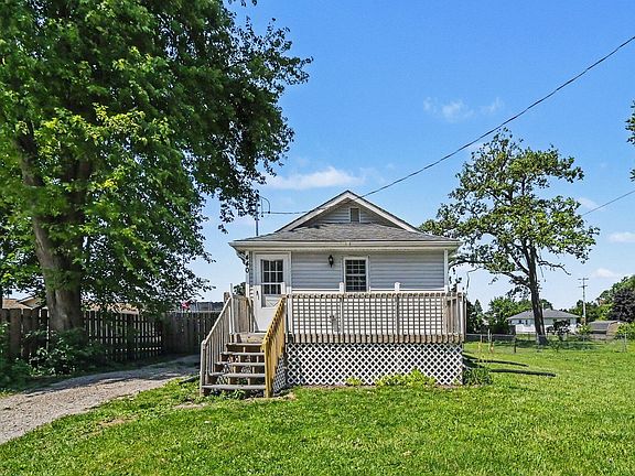 2nd image of 440 Condad Ave