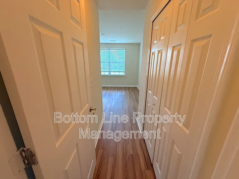1367 Killashee Ct — Photo 16
