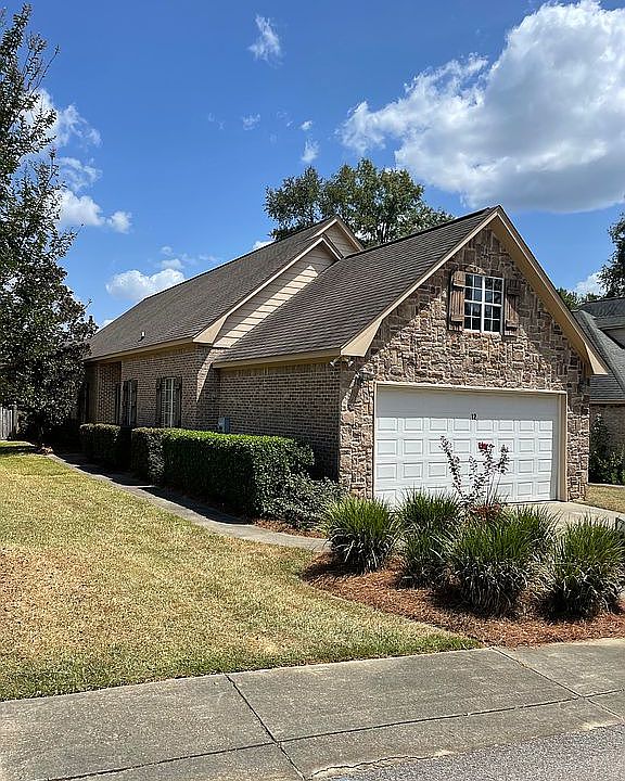 12 Riviera Cir