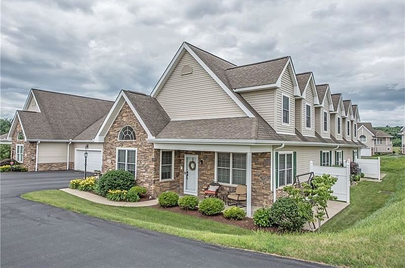 1065 Ashfield Way, Greensburg, PA 15601 Zillow