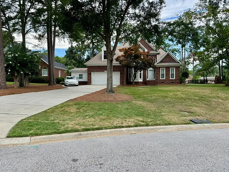 6028 Iverleigh Cir — Photo 37