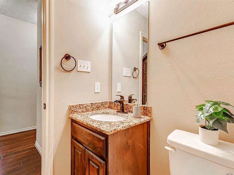 20307 Cortina Valley Dr — Photo 23