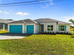 932 SW 36th Terrace Cpe, Coral, FL 33914