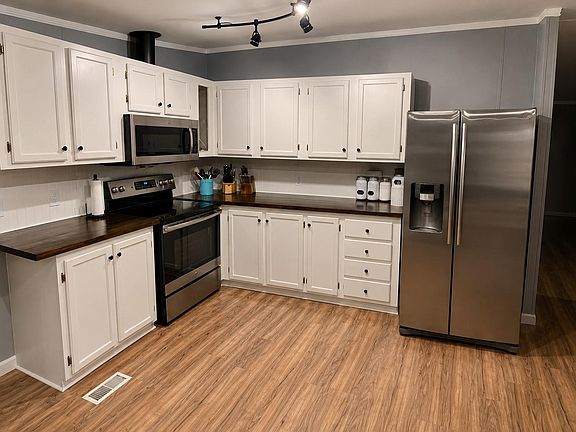 5th image of 27125 Riley Rd