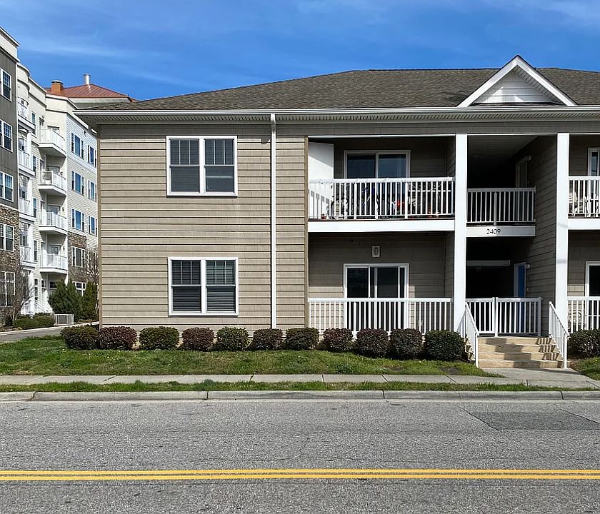 1st image of 2409 Arctic Ave APT 202