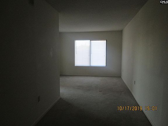 5th image of 1600 Park Cir APT 1004