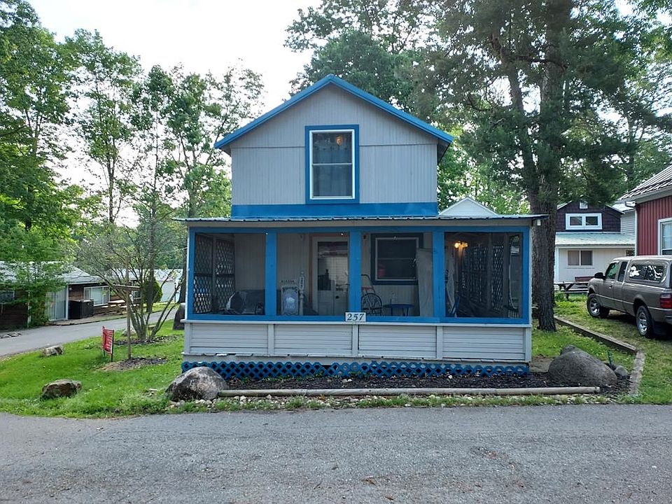 1st image of 2151 W Fair Ave
