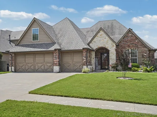 306 W 127th Pl S, Jenks, OK 74037