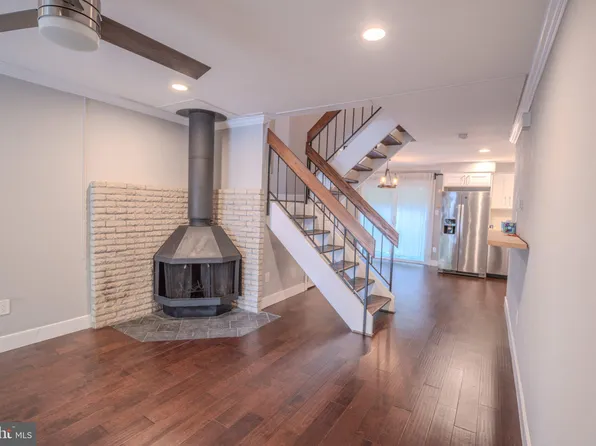 12138 Captiva Ct, Reston, VA 20191