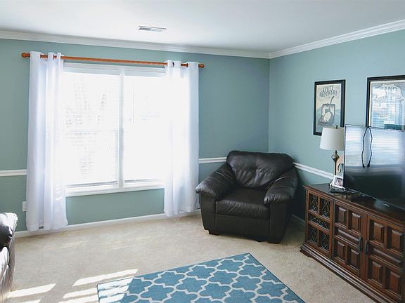 5th image of 941 Cherrywood Dr