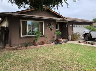 1180 Roosevelt St, Escondido, CA 92027