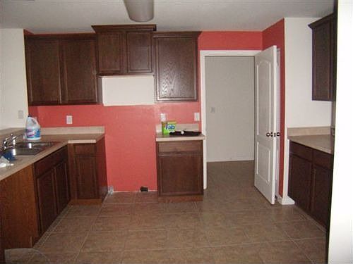 3rd image of 1851 Valley Forge Dr
