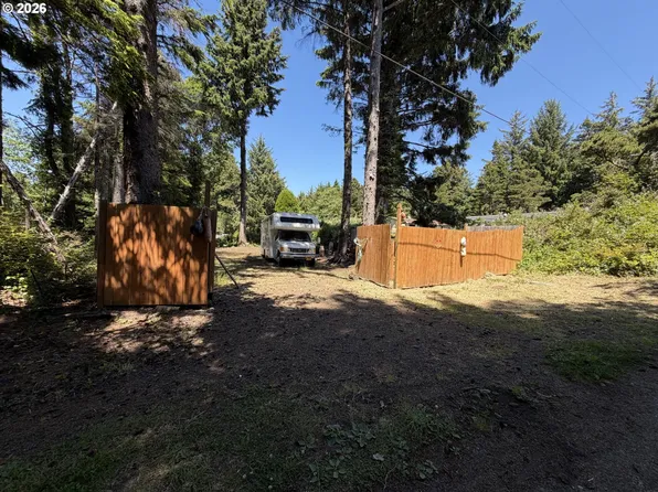 NE Wyoming St, Yachats, OR 97498