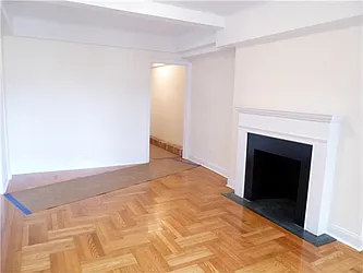 Rented by Siderow Residential Group