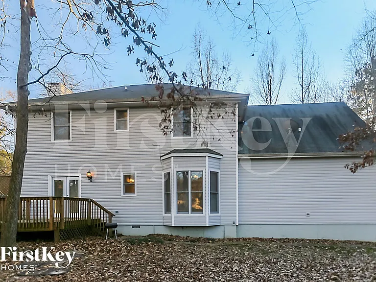 5300 Oglethorpe Ct — Photo 15