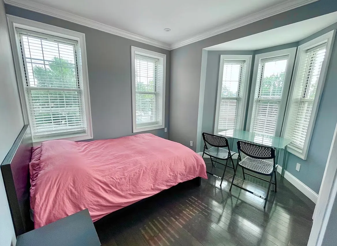 2 bed, $3,000 — Photo 1