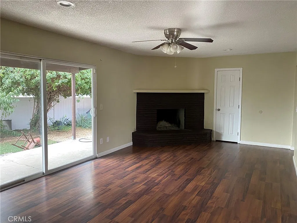 3 bed, 1500 sqft, $3,200 — Photo 3
