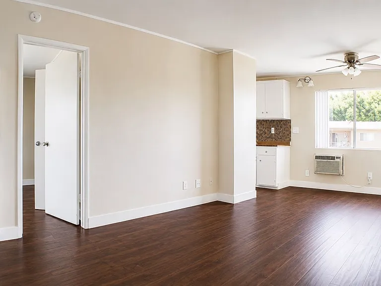 Cedros Gardens - Villa Portofino Apts, LP — Photo 11