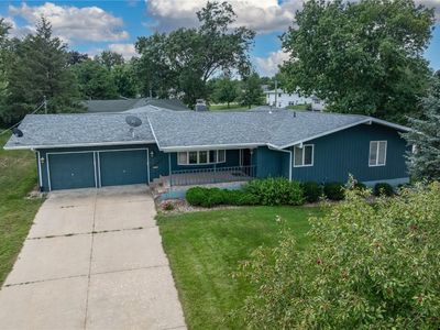 120 Scenic Dr, Vinton, IA, 52349
