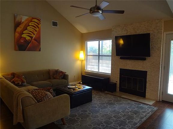 5th image of 6907 Riverton Dr