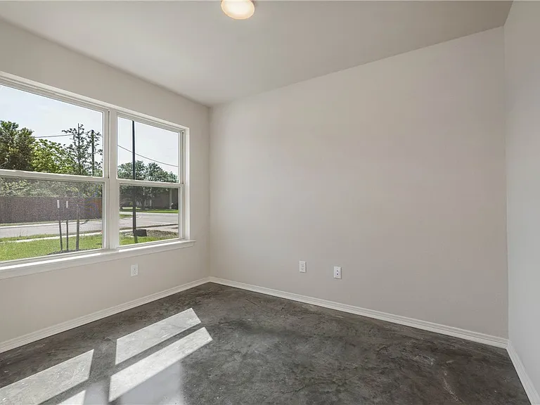 2807 Messenger Way — Photo 14