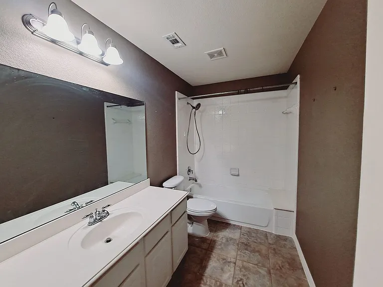 8408 Loma Alta Trl — Photo 16