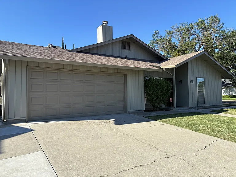 2028 Kruger Dr — Photo 1