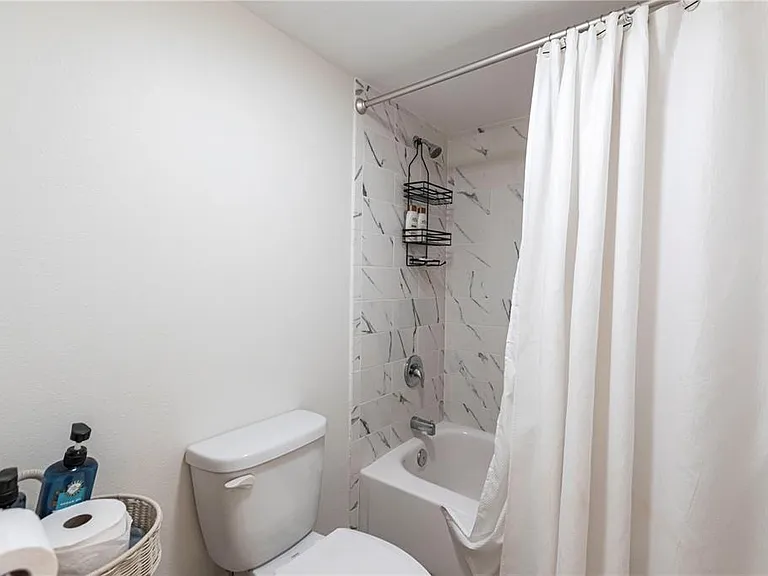 1055 W Peppertree Dr #106AA — Photo 13