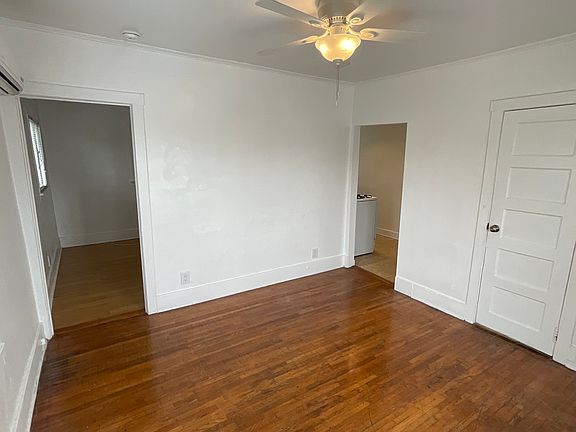 3rd image of 2533 1/2 Elsinore St