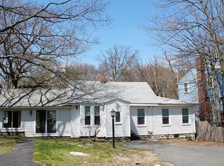 12 Dale St, Saugus, MA 01906