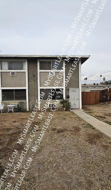 1st image of 1131 E Citrus Ave APT 1