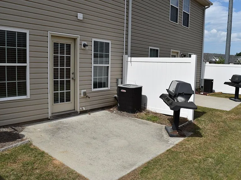 1483 Box Cir — Photo 17