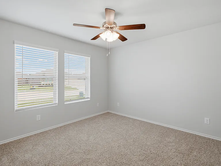 312 Blanco Dr — Photo 26