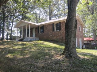 1260 Spencer Mill Rd, Burns, TN 37029