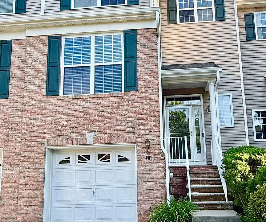 40 Truman Ave