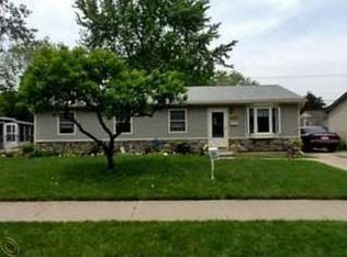 15552 Woodmont St, Romulus, MI 48174