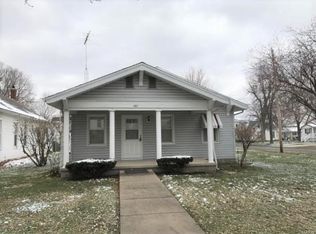 402 Church St, Carrollton, IL 62016