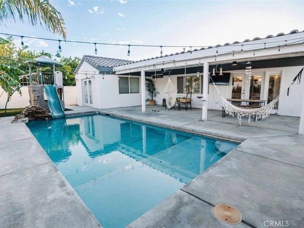 48580 Calle Tecomaria