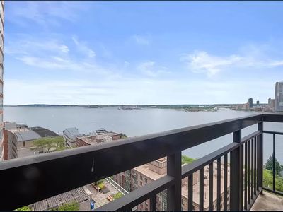 99 Battery Pl APT 22C, New York, NY, 10280