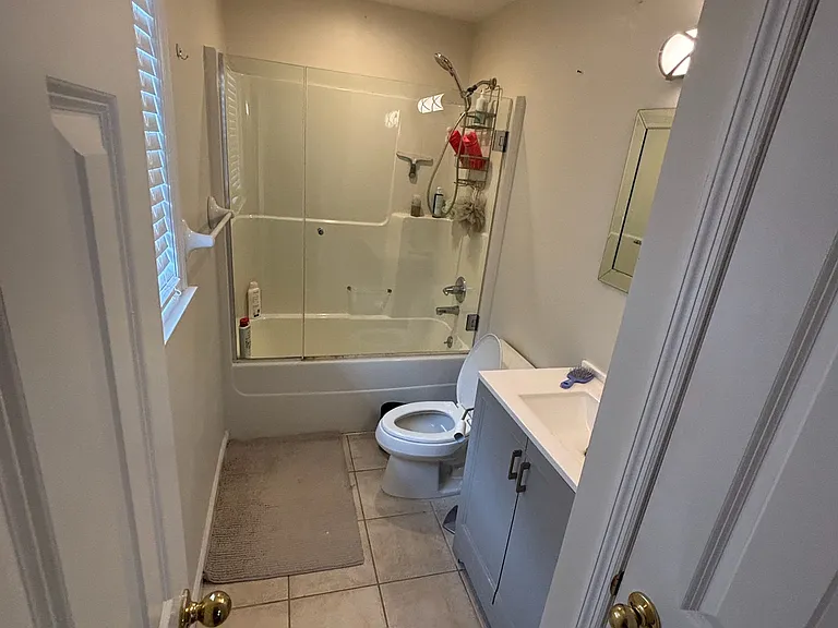 69 Crotona Ave #69 — Photo 8