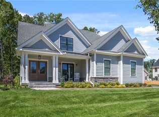 205 Edgewater Cir, East Hampton, CT 06424