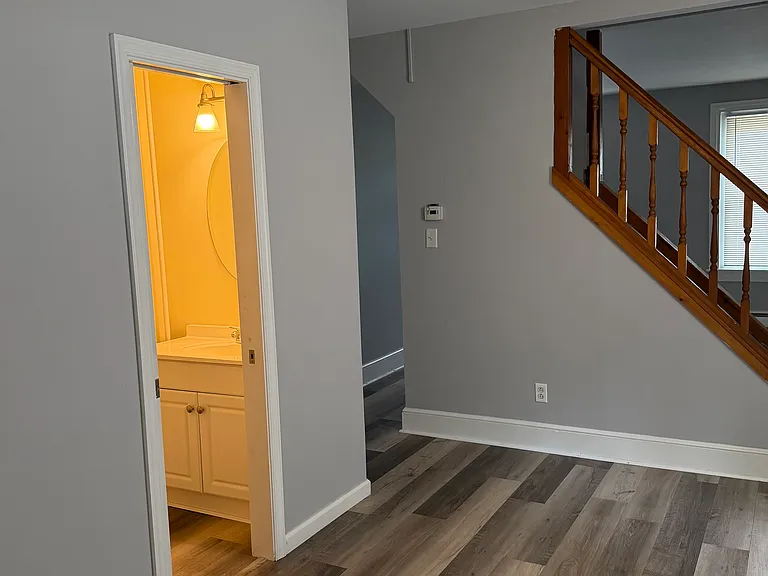 219 Chestnut St — Photo 4