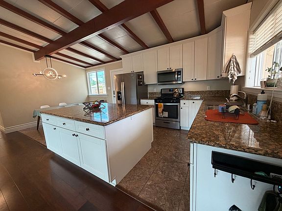 2nd image of 3809 Sunnyvale Ave