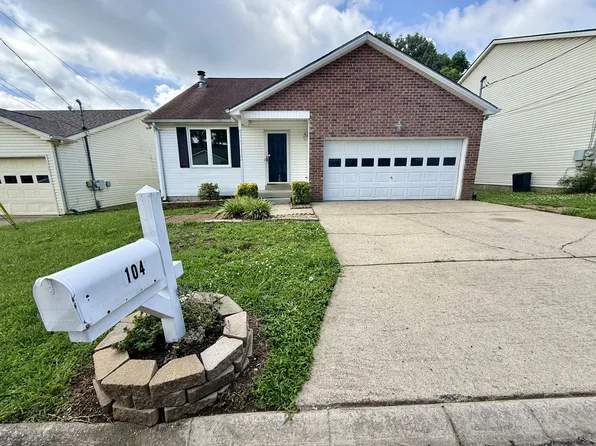 104 Edgehill Ln, Hendersonville, TN 37075