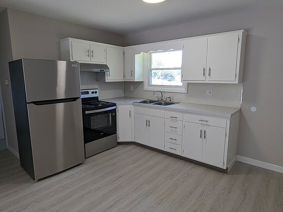 2nd image of 160 Jersey St #2