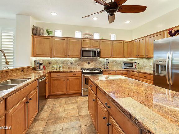 4th image of 24607 S LAKEWAY Circle SE