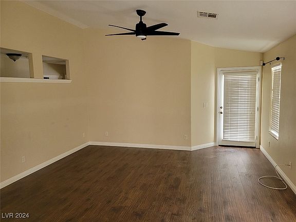 4th image of 4653 Julesburg Dr