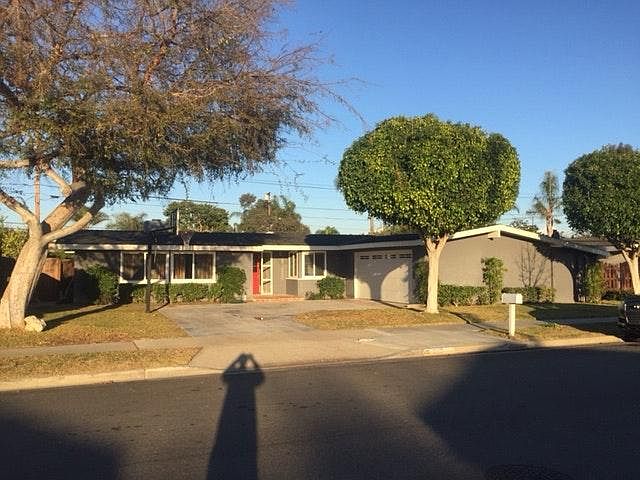 1st image of 328 Alva Ln