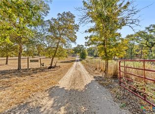 1545 Nockenut Rd, Seguin, TX 78155